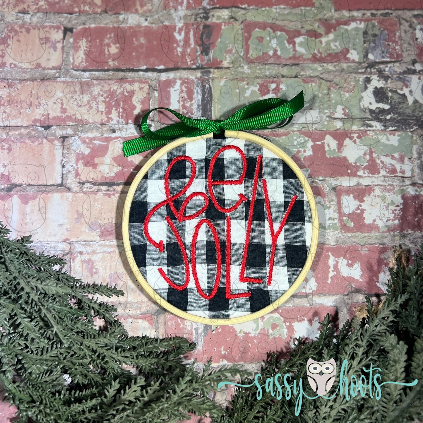 Embroidery Hoop Ornament - Be Jolly Buffalo Plaid